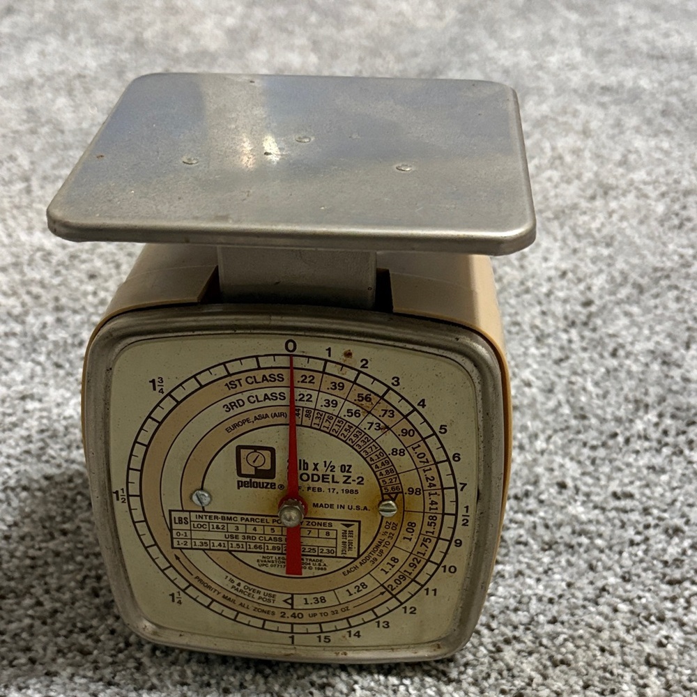 Vintage Pelouze Model Z-2 Postal Scale 1985 2lb